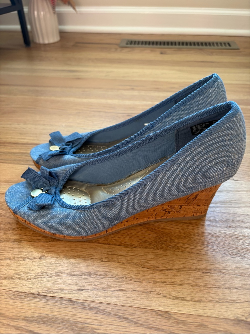 Blue Denim Wedge Peep-Toe Shoes with Bow